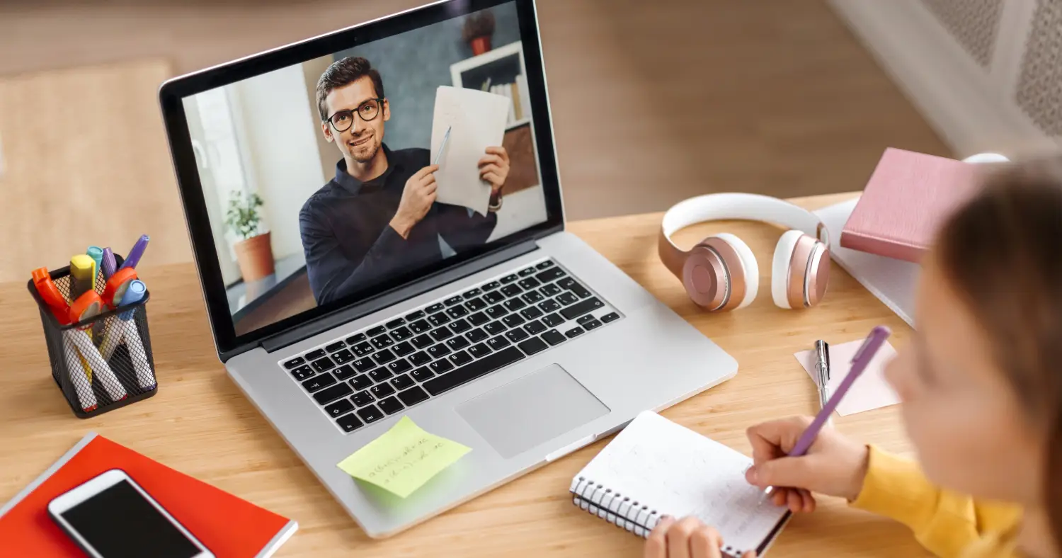 Online vs Onsite Classes_ Which Works Best for Secondary Students - Featured